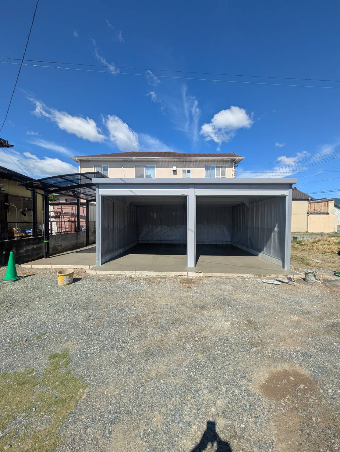 愛知県新城市　イナバガレーディア2連棟（GRN-3157HL-2）　YKKAPアリュース2棟の写真