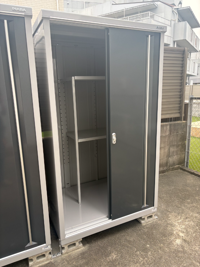 愛知県江南市、集合住宅　イナバ物置　シンプリー【MJX-119EP　9台】ダストボックスmini【DBN-147P】の写真